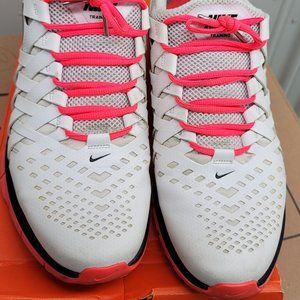 Nike Finger Trap Max Size 13 – White/Fruit Punch